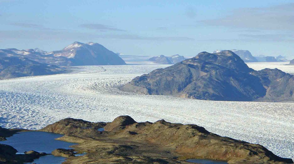 kayak, bici y trekking Groenlandia, glaciar de Qooroq perdiéndose en el Inlandis